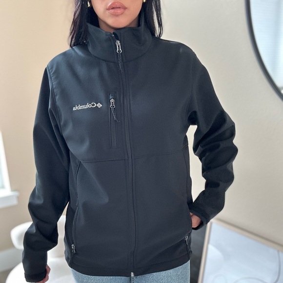 COLUMBIA Women’s Outdoor Jacket Black - Picture 9 of 9